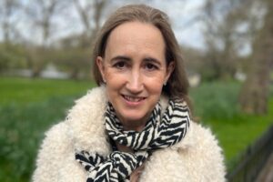 sophie kinsella, autrice di I love Shopping